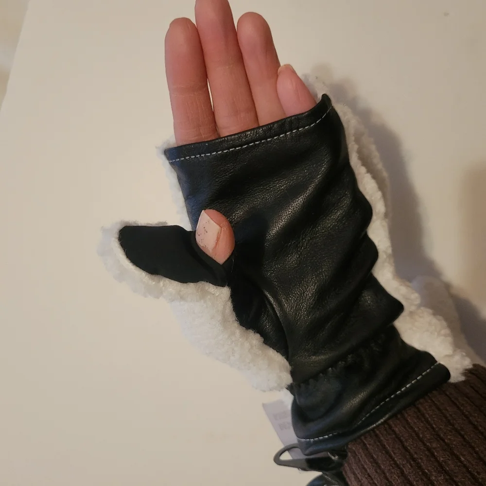 UGG Faux‎ Sherpa/leather Flip Mittens NWT L/XL Rare Skiing Outdoors Cold Weather